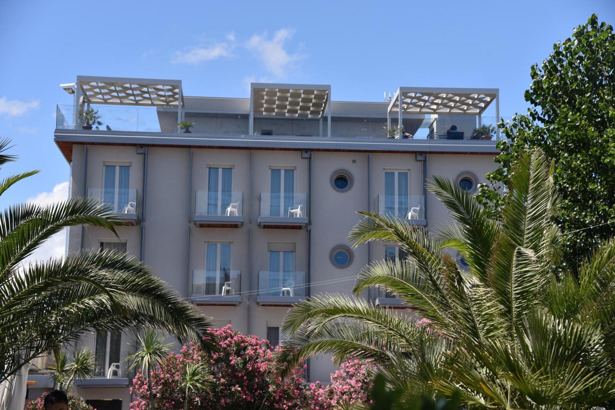 Hotel Felix Rimini Exteriér fotografie